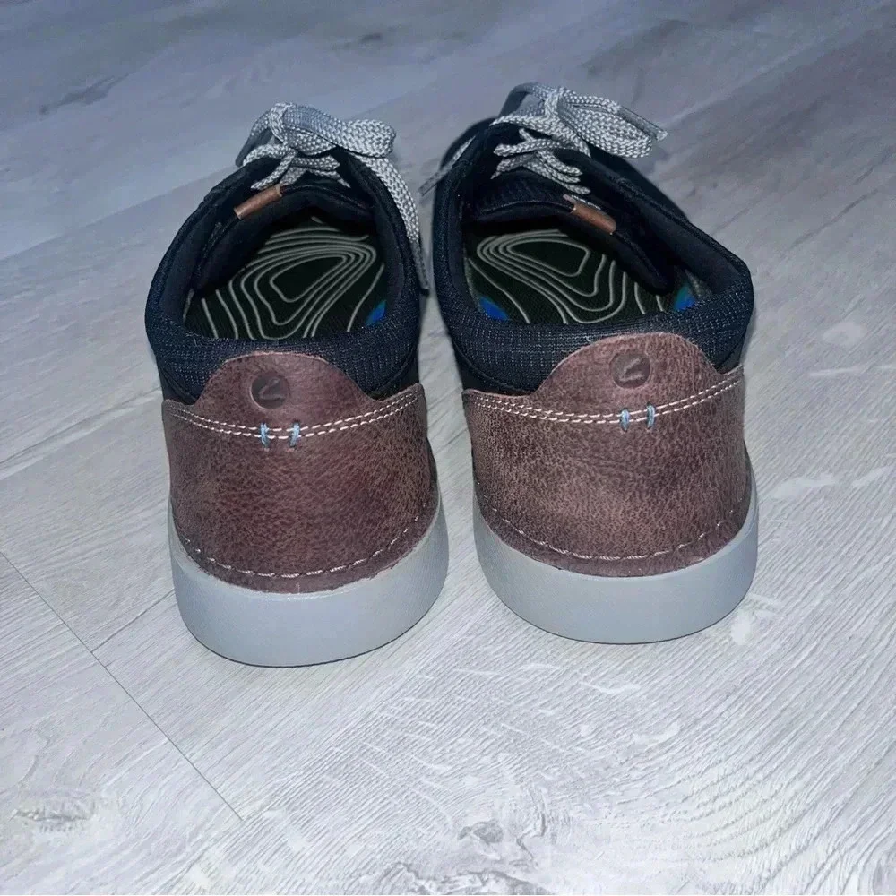 Clarks Greeks sneakers - sz 12 black gray and brown for logo